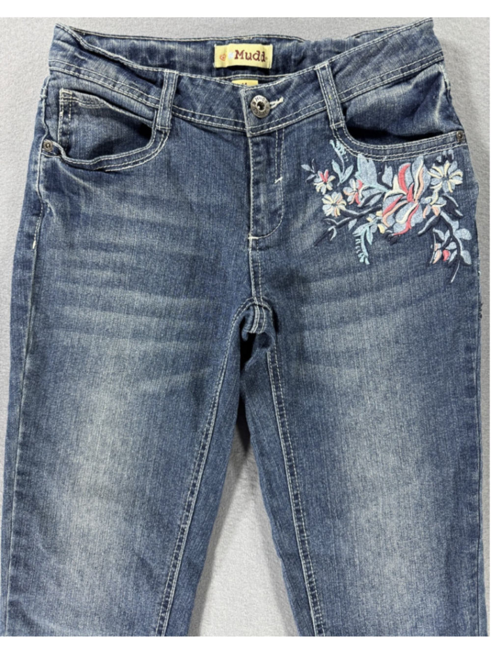 Mudd Girl’s Embroidered Jeans Size 14 w/ adjustable waistband Fun Floral Pattern - Picture 3 of 16